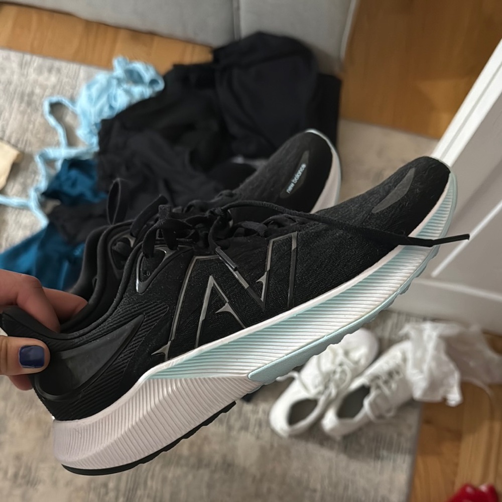 New balance fuelcell propel size 9 1/2 women’s brand new